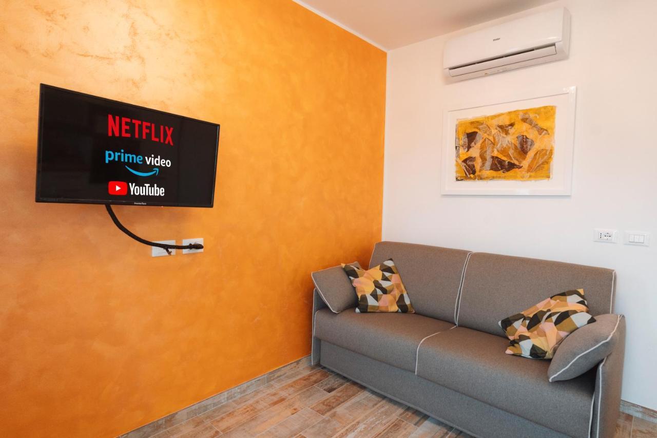 San Giusto Elegante Bilocale Con Balcone E Vista Apartment Триест Екстериор снимка